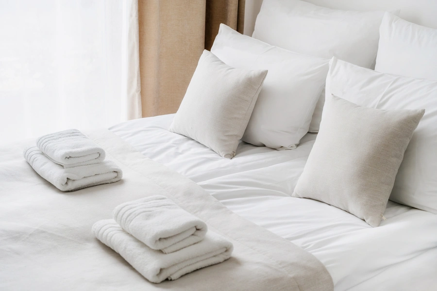 Common Cleaning Mistakes That Can Affect Airbnb Reviews in Shirley, NY